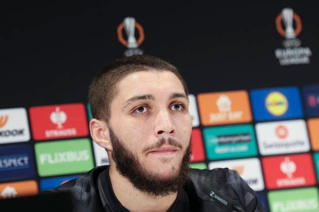 Conference de Jaouen Hadjam - PHOTOPQR VOIX DU NORD Thierry Thorel ; 10 12 2025 ; Berne , le 10 decembre 2025 - L international algerien qui evolue au poste d arrière gauche au BSC Young Boys en conference de presse avant la rencontre le LOSC en Europa League - Photo : Thierry Thorel La Voix du Nord press conference, PK, Pressekonferenz in Berne on December 10, 2025 Berne-Mitteland France  Copyright: xPHOTOPQR VOIXxDUxNORD MAXPPPxThierryxThorelx 20251210VDN6378 20251210VDN6378