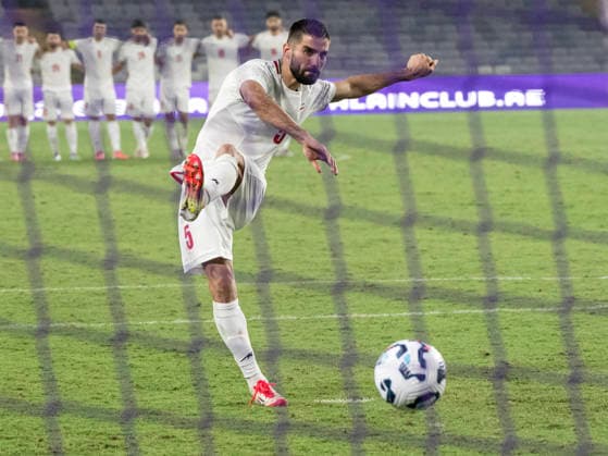MILAD MOHAMMAD IKESHMARZI of Iran takes a penalty kick in the soccer final against Uzbekistan at the Al Ain International Cup in Al Ain, the United Arab Emirates, November 18, 2025. Uzbekistan claimed the title after defeating Iran 4 3 on penalties. Al Ain United Arab Emirates  Copyright: xMARTINxDOKOUPILx MZ2_2931h