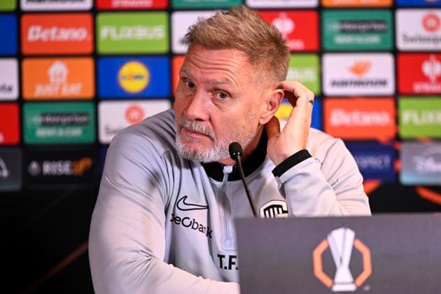 Midtjylland v KRC Genk - UEFA Europa League Media Activities 10 12 2025 MIDTJYLLAND, DENMARK - DECEMBER 10 : Fink Thorsten head coach of KRC Genk talking to the press during a press conference, PK, Pressekonferenz ahead of the UEFA Europa League 2025 26 League Phase MD6 match between Midtjylland and KRC Genk on December 10, 2025 in Midtjylland, Denmark, 10 12 2025 Midtjylland Denmark  Copyright: xTomasxSiskx