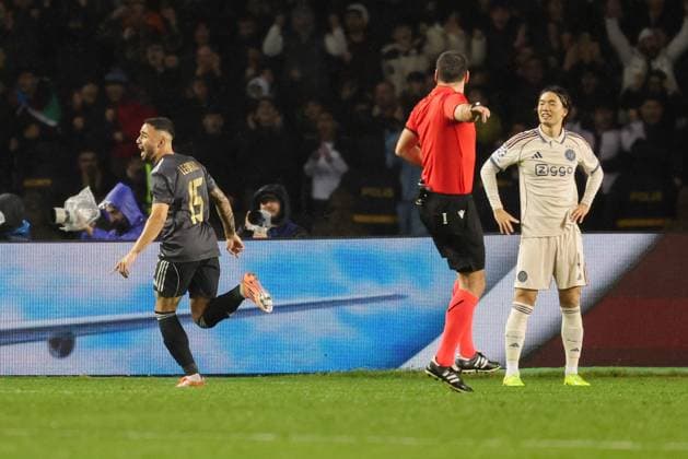 BAKU , 10-12-2025 , Tofiq Bahramov Stadion , Season 2025 2026 , UEFA Champions League football , match between FK Qarabag and Ajax Amsterdam , picture shows goal celebration by Qarabag FK player Leandro Andrade Qarabag - Ajax  x200102873x Copyright: