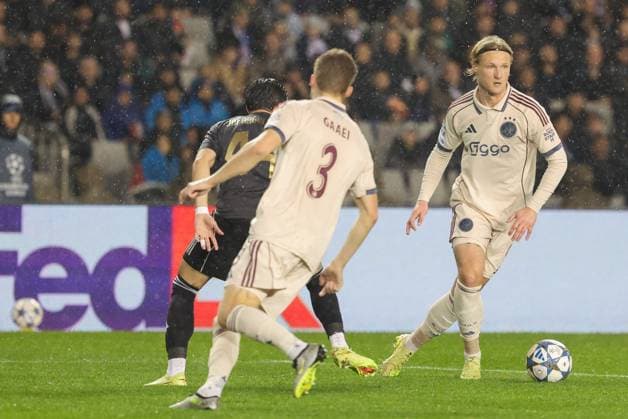 BAKU , 10-12-2025 , Tofiq Bahramov Stadion , Season 2025 2026 , UEFA Champions League football , match between FK Qarabag and Ajax Amsterdam , picture shows Ajax player Kasper Dolberg Qarabag - Ajax  x200103019x Copyright: