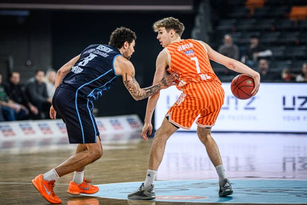 Jordan Usher Turk Telekom Ankara and Tobias Jensen ratiopharm ulm battle for the ball during the Basketball Eurocup match between ratiopharm ulm and Turk Telekom Ankara at ratiopharm Arena on December 10, 2025 in Neu Ulm, Germany Photo by Harry Langer DeFodi Images