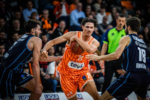 Berkan Durmaz Turk Telekom Ankara , Alec Anigbata ratiopharm ulm and Dogus Ozdemiroglu Turk Telekom Ankara battle for the ball during the Basketball Eurocup match between ratiopharm ulm and Turk Telekom Ankara at ratiopharm Arena on December 10, 2025 in Neu Ulm, Germany Photo by Harry Langer DeFodi Images