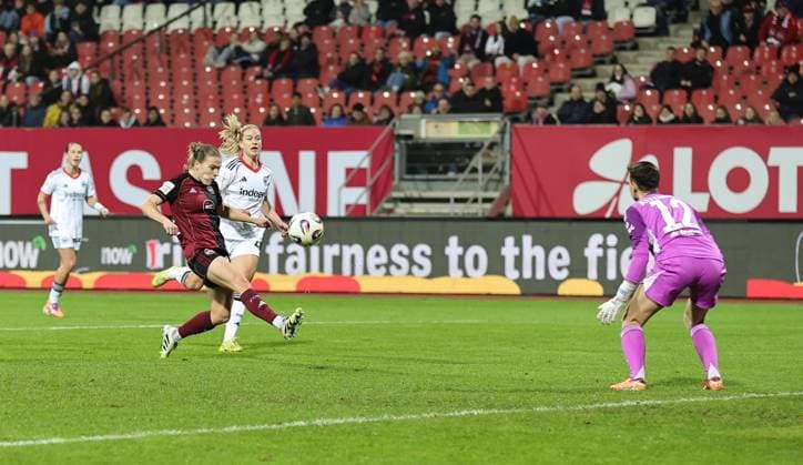 10 12 2025 Soccer Season 2025 2026 1 Womens Soccer Bundesliga 11 Matchday 1 FC Nuremberg FCN Club SG Eintracht Frankfurt SGE Sportfoto Zink DaMa xdaxmax Goal Goal Shot for 1 0 Goalscorer Nastassja Lein 24, 1 FC Nuremberg FCN vs Lina Altenburg 12, Eintracht Frankfurt