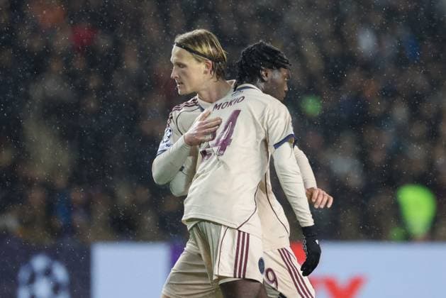 BAKU , 10-12-2025 , Tofiq Bahramov Stadion , Season 2025 2026 , UEFA Champions League football , match between FK Qarabag and Ajax Amsterdam , picture shows goal celebration by Ajax player Jorthy Mokio and Ajax player Kasper Dolberg Qarabag - Ajax  x200103794x Copyright: