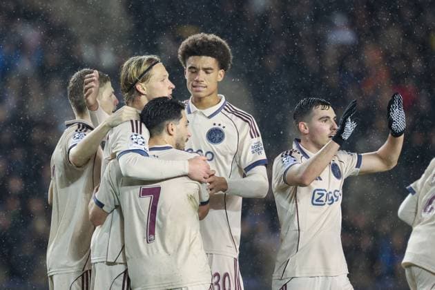 BAKU , 10-12-2025 , Tofiq Bahramov Stadion , Season 2025 2026 , UEFA Champions League football , match between FK Qarabag and Ajax Amsterdam , picture shows goal celebration by A Ajax player Kasper Dolberg , Ajax player Aaron Bouwman and Ajax player Raul Moro Qarabag - Ajax  x200103814x Copyright:
