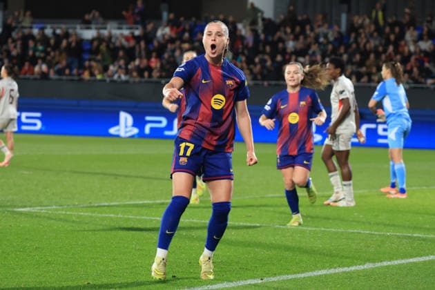 Spain - UEFA Women s Champions League - FC Barcelona, Barca vs SL Benfica - 10 12 2025 SPAIN, BARCELONA, DECEMBER 10. Ewa Pajor of FC Barcelona celebrates after scoring her team s opening goal during the UEFA Women s Champions League match between FC Barcelona and SL Benfica, on December 10, 2025 at Estadi Johan Cruyff in Barcelona, Spain. Photo by Manuel Blondeau AOP.Press Barcelona Estadi Johan Cruyff Catalunya Spain Copyright: x ManuelxBlondeau AOP.Pressx AOP20251210-0005