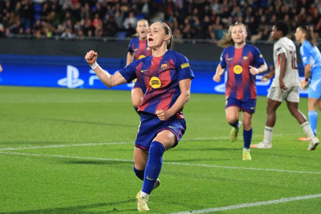 Spain - UEFA Women s Champions League - FC Barcelona, Barca vs SL Benfica - 10 12 2025 SPAIN, BARCELONA, DECEMBER 10. Ewa Pajor of FC Barcelona celebrates after scoring her team s opening goal during the UEFA Women s Champions League match between FC Barcelona and SL Benfica, on December 10, 2025 at Estadi Johan Cruyff in Barcelona, Spain. Photo by Manuel Blondeau AOP.Press Barcelona Estadi Johan Cruyff Catalunya Spain Copyright: x ManuelxBlondeau AOP.Pressx AOP20251210-0003