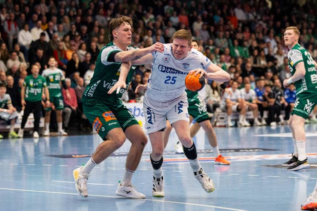 Victor KLOEVE FRISCH AUF Goeppingen, 07 , Niels VERSTEIJNEN TBV Lemgo Lippe, 25 GER, FRISCH AUF Goeppingen vs TBV Lemgo, Handball, Bundesliga, Matchday 16, Season 2025 2026, 10 12 2025, GER, FRISCH AUF Goeppingen vs TBV Lemgo, Handball, Bundesliga, Matchday 16, Season 2025 2026, 10 12 2025, Goeppingen Copyright: xEibnerxPressefoto OliverxSchmidtx EP_OST