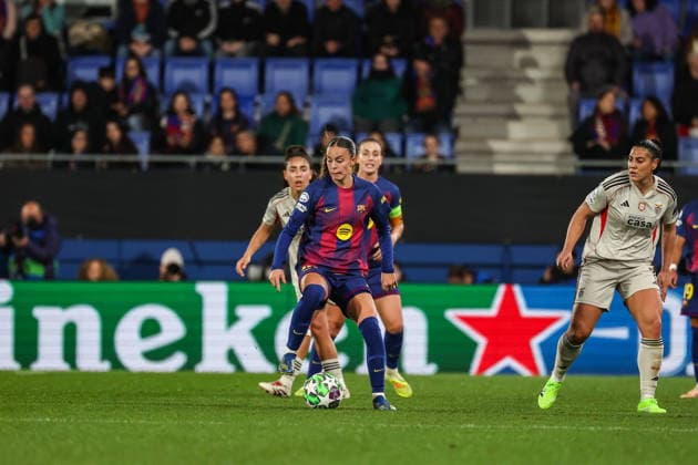 Clara Serrajordi ( FC Barcelona, Barca ) in action during the match between FC Barcelona Womens team and SL Benfica Womens team, valid for Womens Champions League 2025 2026 at Estadi Johan Cruyff on 10 December 2025. Barcelona Estadi Johan Cruyff Barcelona Portugal Copyright: xIMAGOx xPRIMExSPORTSxIMAGESx xFILIPExOLIVEIRAx