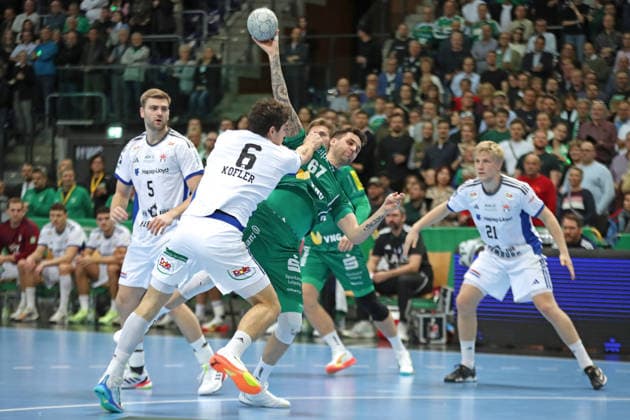 Handball DAIKIN HBL, SC DHfK Leipzig HSV Hamburg 10 12 2025 New signing Dean Bombac 67, SC DHfK Leipzig Handball, DAIKIN HBL, 1 Bundesliga, Season 2025 2026, Matchday 16 SC DHfK Leipzig vs Handball Sport Verein Hamburg on 10 12 2025 at Quarterback Immobilien Arena Leipzig Copyright: xBEAUTIFULxSPORTS JanxKaeferx