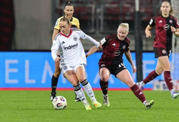10 12 2025 Soccer Season 2025 2026 1 Womens Soccer Bundesliga 11 Matchday 1 FC Nuremberg FCN Club SG Eintracht Frankfurt SGE Sportfoto Zink DaMa xdaxmax Lisanne Gräwe 8, Eintracht Frankfurt Aleigh Gambone 16, 1 FC Nuremberg FCN