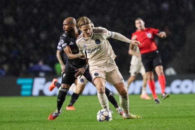 BAKU , 10-12-2025 , Tofiq Bahramov Stadion , Season 2025 2026 , UEFA Champions League football , match between FK Qarabag and Ajax Amsterdam , picture shows Ajax player Kasper Dolberg Qarabag - Ajax  x200104255x Copyright: