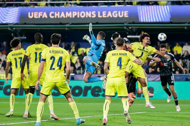 Villarreal CF v F.C. Copenhagen - UEFA Champions League 2025 26 League Phase MD6 Villarreal s Luiz Lucio Reis Junior plays during the UEFA Champions League match between Villarreal CF and F.C. Copenhagen at La Ceramica Stadium in Villarreal, Spain, on December 10, 2025. Villarreal Spain  Copyright: xJosexMiguelxFernandezx originalFilename:fernandezdevelascosanz-villarre251210_np5HX.jpg