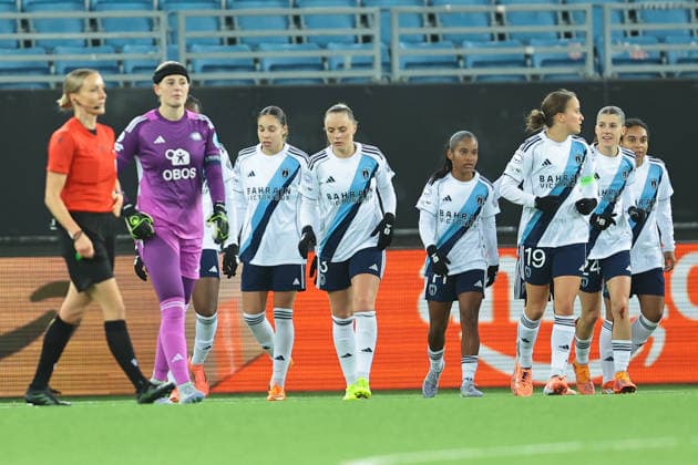 Football, Women s Champions League 2025 2026 Valerenga Paris FC Oslo 20251210 Valerenga s goalkeeper Tove Evelina Enblom is devastated after a penalty goal in the Women s Champions League between Valerenga and Paris FC at Intility Arena Photo Thomas Andersen NTB Oslo Norway EDITORIAL USE ONLY RESTRICTED USE FOR BETTING COMPANIES  Copyright: xThomasxAndersenx xNTBx