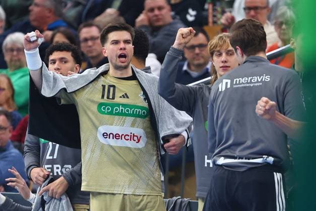 Renars Uscins Hannover Burgdorf clenches his fist HSG Wetzlar vs TSV Hannover Burgdorf, Handball, 1 Bundesliga, 10 12 2025 HSG Wetzlar vs TSV Hannover Burgdorf, Handball, 1 Bundesliga, 10 12 2025 Wetzlar Copyright: xEibner-Pressefotox EP_RWS