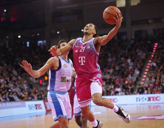 Joel Aminu Telekom Baskets Bonn vs SKYLINERS Frankfurt 11 Speiltag Saison 2025 26