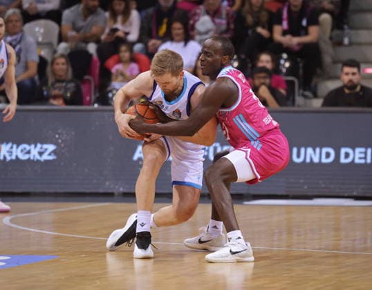 Tylan Birts Telekom Baskets Bonn vs Till Pape SKYLINERS Frankfurt 11 Speiltag Saison 2025 26