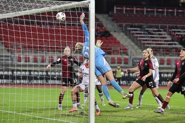 10 12 2025 Soccer Season 2025 2026 1 Womens Soccer Bundesliga 11 Matchday 1 FC Nuremberg FCN Club SG Eintracht Frankfurt SGE Sportfoto Zink DaMa xdaxmax Goal Goal Shot to 5 3 Goalscorer Remina Chiba 15, Eintracht Frankfurt, not in picture gg Larissa Rusek 21, 1 FC Nuremberg FCN