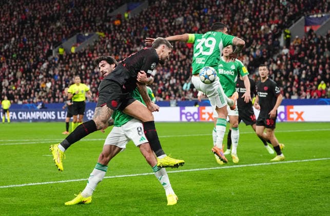 Rodert Andrich Bayer 04 Leverkusen scores and celebrates his teams first goal UEFA Champions League 2025 26 League Phase match between Bayer 04 Leverkusen and Newcastle at BayArena on December 10, 2025 in Leverkusen, Germany Photo by Thor Wegner DeFodi Images