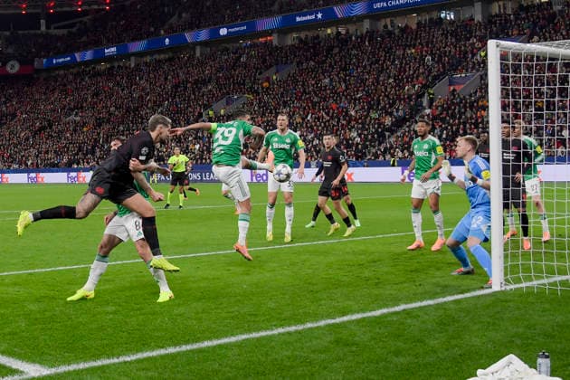Robert Andrich Leverkusen 8 scores the goal for 1 0 10 12 2025 Soccer Champions League, Bayer Leverkusen vs Newcastle United FC, BayArena, Leverkusen, Copyright: xpepphotox xHorstxMauelshagenx pep00321, pep_20251210_hm_230745