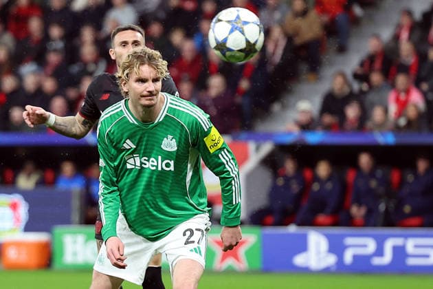 10 12 2025, xrekx, Football UEFA Champions League, Bayer 04 Leverkusen Newcastle United v l Nick Woltemade Newcastle United DFL DFB REGULATIONS PROHIBIT ANY USE OF PHOTOGRAPHS as IMAGE SEQUENCES and or QUASI VIDEO Leverkusen
