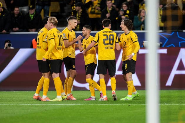 10 12 2025, Football, Season 2025 2026, UEFA Champions League, Matchday 6, Borussia Dortmund FK Bodo Glimt, BVB players celebrate the 1-0 goal by Julian Brandt Borussia Dortmund , Dortmund Signal Iduna Park NRW Germany xRHR PHOTO DEx Copyright: DennisxEwert RHR-FOTOx RHR-FOTO DE