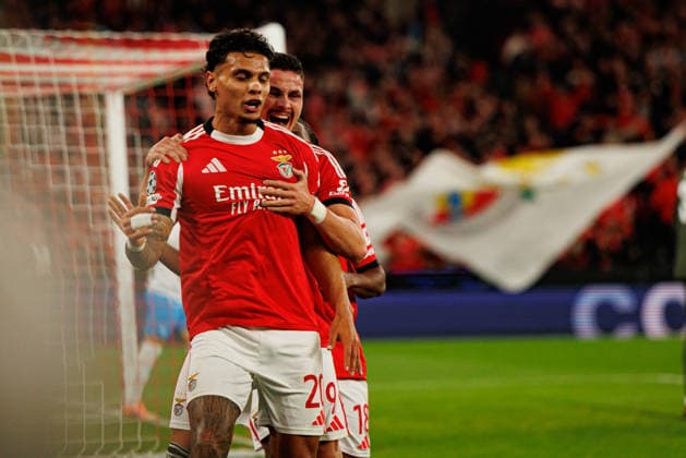 Richard Rios and Franjo Ivanovic seen celebrating after scoring goal during Champions League league phase game between SL Benfica and SSC Napoli (Maciej Rogowski Ball Raw Images) Lisbon Estadio da Luz Portugal Copyright: xMaciejxRogowskix maciejrogowski_benfica_napoli_2526-03