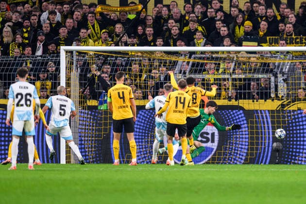 251210 Haitam Aleesami of Bodo Glimt scores 1 1 during the UEFA Champions League football match between Borussia Dortmund and Bodo Glimt on December 10, 2025 in Dortmund Photo Marius Simensen BILDBYRAN COP 238 MM0052 bbeng football fotball fotboll soccer uefa champions league mesterligaen bodo glimt borussia dortmund  Copyright: MARIUSxSIMENSEN BB251210ZJ008