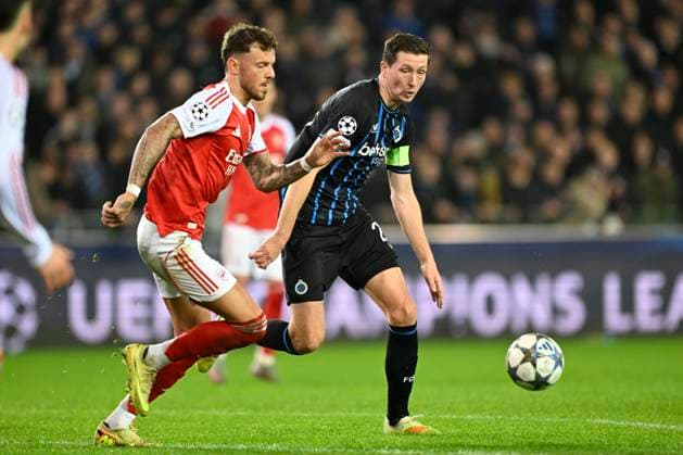 Club Brugge v Arsenal - UEFA Champions League BRUGGE, BELGIUM - DECEMBER 10 : Vanaken Hans midfielder of Club Brugge and Gyokeres Vikto forward of Arsenal during the UEFA Champions League 2025 26 League Phase MD6 match between Club Brugge and Arsenal on December 10, 2025 in Brugge, Belgium, 10 12 2025 Brugge Belgium  Copyright: xNicoxVereeckenx