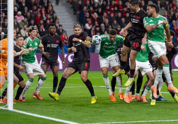 Leverkusen, BayArena, 10 12 25, GER, Men, UEFA Champions League, Season 2025 2026, Bayer 04 Leverkusen Newcastle United Image Header from Malick THIAW Newcastle United, 12 UEFA regulations prohibit any use of photographs as image sequences and or quasi video Copyright: HMBxMedia xMarcoxBader
