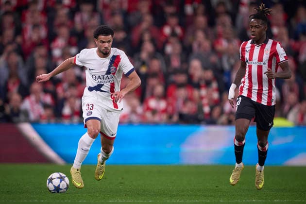 ATHLETIC DE BILBAO v PARIS SAINT-GERMAIN. CHAMPIONS LEAGUE 2025 2026. ROUND 6. Athletic de Bilbao s Nico Williams (R) and Paris Saint-Germain s Warren Zaire-Emery during Champions League 2025 2026 match. December 10,2025. (ALTERPHOTOS Ropero) BilbaoSpain  Copyright: xRoperox