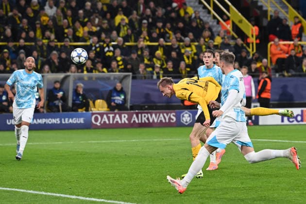 Julian BRANDT DO Goal chance, Football UEFA Champions League group stage 6 matchday, matchday6, Borussia Dortmund DO FK Bodoe Glimt on 10 12 2025 in Dortmund Germany UEFA regulations prohibit any use of photographs as image sequences and or quasi video Â