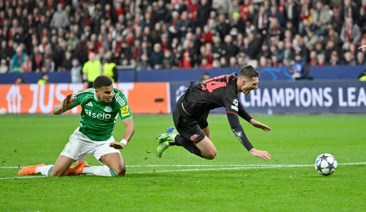 v l Malick Thiaw NEW Patrik Schick Bayer Leverkusen Foul, action, duel, Football Champions League, Matchday 6, Bayer 04 Leverkusen Newcastle United NEW , on 10 12 2025 in Leverkusen Germany UEFA regulations prohibit any use of photographs as image sequences and or quasi video Â