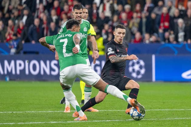 10 12 2025, Football UEFA Champions League, Season 2025 2026, Matchday 06, Bayer 04 Leverkusen Newcastle United in the BayArena in Leverkusen Duel between Joelinton Newcastle United, 07 and Alejandro Grimaldo Bayer 04 Leverkusen, 20 Important note According to UEFA regulations, it is prohibited to use or have used photographs taken in the stadium and or of the match in the form of sequential images and or video-like photo series Photo Kirchner Media Thomas Haesler Copyright: xKirchner-Media ThomasxHaeslerx