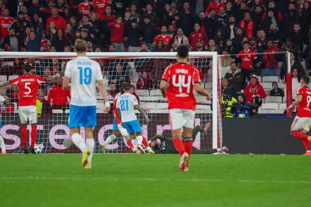 Benfica - Napoli Goal theRichard Rios of Benfica During the pre-match press conference, PK, Pressekonferenz on December 10, 2025, between FC Benfica and SCC Napoli in the Champions League at the Da Luz Stadium in Lisbon. In the photo: Lisbona STADIO DA LUZ LISBONA PORTOGALLO Copyright: xFABIOxSASSOxFabioxSassox Benfica Napoli2025_12_10Fabio Sasso1643