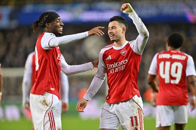 251210 Club Brugge vs Arsenal Gabriel Martinelli (11) of Arsenal celebrates with Noni Madueke (20) of Arsenal after scoring the 0-3 goal during the Uefa Champions League 6th matchday in the League phase game in season 2025 - 2026 between Club Brugge KV and Arsenal FC on December 10 , 2025 in Brugge, Belgium. (Photo by David Catry Isosport) Brugge Belgium  Copyright: xDavidxCatryx 20251210DC2_1464