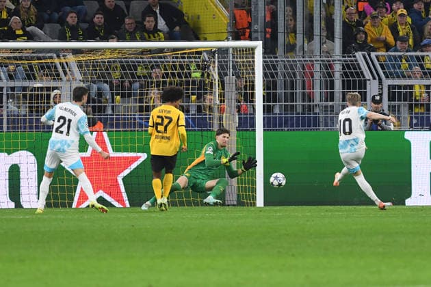 Jens Petter Hauge FK Bodo Glimt scores his team?s second goal during the UEFA Champions League 2025 26, Matchday 6 League Phase match between Borussia Dortmund and FK Bodo Glimt, BVB Stadion on December 10, 2025 in Dortmund, Germany Photo by Ralf Treese DeFodi Images Jens Petter Hauge FK Bodo Glimt scores his team?s second goal during the UEFA Champions League 2025 26 League Phase MD6 match between Borussia Dortmund and FK Bodo Glimt at BVB Stadion Dortmund on December 10, 2025 in Dortmund, Germany Photo by Ralf Treese DeFodi Images