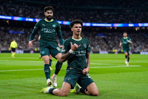 December 10, 2025, Madrid, Madrid, Spain: Nico O Reilly of Manchester City celebrates a goal during the UEFA Champions League 2025 26 League Phase MD6 match between Real Madrid C.F. and Manchester City at Bernabeu stadium on December 10, 2025 in Madrid, Spain. Madrid Spain - ZUMAa181 20251210_zaa_a181_193 Copyright: xOscarxJ.xBarrosox