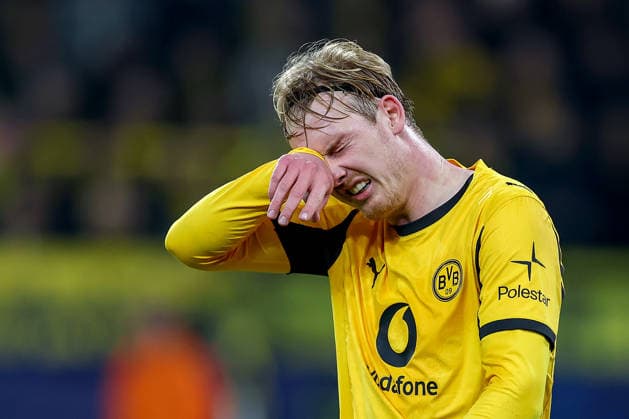 10 12 2025, Football, UEFA Champions League, Borussia Dortmund FK Bodö Glimt, BVB Stadion, Matchday 5, Season 2025 2026 Julian Brandt BVB 10 stands Disappointed gesticulating on the pitch Regulations prohibit any use of photographs as image sequences and or quasi video North Rhine-Westphalia Germany