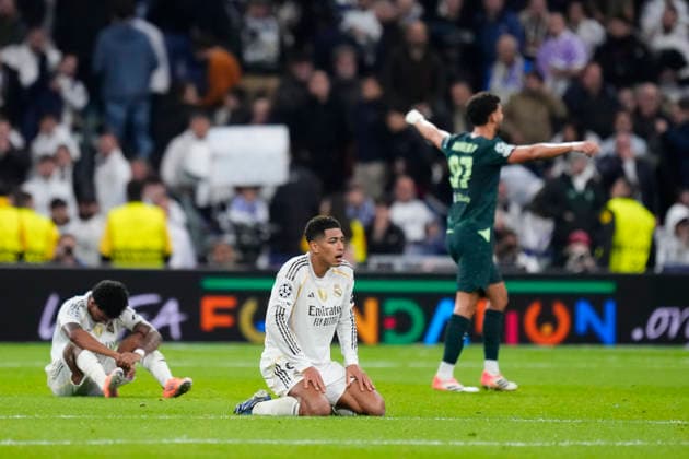 Real Madrid C.F. v Manchester City - UEFA Champions League 2025 26 League Phase MD6 Jude Bellingham central midfield of Real Madrid and England and Rodrygo Goes right winger of Real Madrid and Brazil dejected after loss the UEFA Champions League 2025 26 League Phase MD6 match between Real Madrid C.F. and Manchester City at Estadio Santiago Bernabeu on December 10, 2025 in Madrid, Spain. Madrid Spain  Copyright: xJosexBretonx originalFilename:bretonhernandez-realmadr251210_npnK4.jpg