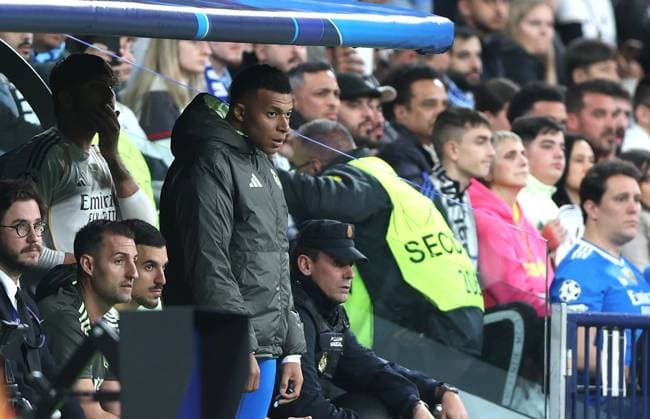 Kylian Mbappà of Real Madrid looks on from the substitutes bench as he doesn t come on Real Madrid v Manchester City, UEFA Champions League, Group Stage, Football, Bernabeu, Madrid, Spain - 10 Dec 2025Madrid Bernabeu Spain EDITORIAL USE ONLY No use with unauthorised audio, video, data, fixture lists, club league logos or live services. Online in-match use limited to 120 images, no video emulation. No use in betting, games or single club league player publications. Copyright: xKieranxMcManus Shutterstockx 16009961bn