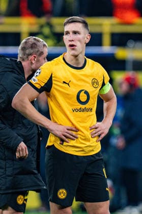 10 12 2025, Borussia Dortmund vs FK Bodo Glimt, UEFA Champions League, Matchday 6 Disappointment at Waldemar Anton Borussia Dortmund, 3 Nico Schlotterbeck Borussia Dortmund, 4 Julian Ryerson Borussia Dortmund, 26 Regulations prohibit any use of photographs as image sequences and or quasi video Copyright: xBahhoxKarax