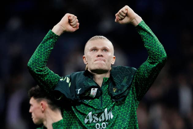 UEFA champions league - Real Madrid vs Manchester City MADRID, SPAIN - December 10:Erling Haaland of Manchester City celebrates victory during the UEFA champions league 2025 26 match between Real Madrid and Manchester City at Santiago Bernabeu Stadium. (Photo by Guille Martinez f22photo) Madrid Santiago Bernabeu Stadium Spain Copyright: xGuillermoxMartinezx