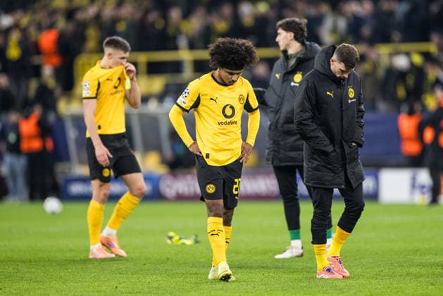 DORTMUND, GERMANY - DECEMBER 10: Karim Adeyemi (Borussia Dortmund, 27) frustrated after the UEFA Champions League match between Borussia Dortmund vs. FK Bodo Glimt at Signal Iduna Park on matchday 6 of the UEFA Champions League on December 10, 2025 in Dortmund, Germany. North Rhine Westphalia Germany Copyright: xBEAUTIFULxSPORTS Wunderlx