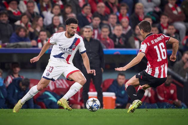 ATHLETIC DE BILBAO v PARIS SAINT-GERMAIN. CHAMPIONS LEAGUE 2025 2026. ROUND 6. Athletic de Bilbao s Inigo Ruiz de Galarreta (R) and Paris Saint-Germain s Warren ZaÃ¯re-Emery during Champions League 2025 2026 match. December 10,2025. (ALTERPHOTOS Ropero) BilbaoSpain  Copyright: xRoperox