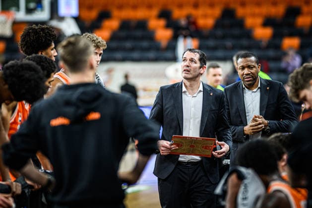 Head Coach Ty Harrelson ratiopharm ulm Looks on during the Basketball Eurocup match between ratiopharm ulm and Turk Telekom Ankara at ratiopharm Arena on December 10, 2025 in Neu Ulm, Germany Photo by Harry Langer DeFodi Images