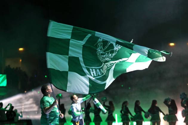 Handball DAIKIN HBL, SC DHfK Leipzig HSV Hamburg 10 12 2025 A flag with the SC DHfK Leipzig crest is waved Handball, DAIKIN HBL, 1 Bundesliga, Season 2025 2026, Matchday 16 SC DHfK Leipzig vs Handball Sport Verein Hamburg on 10 12 2025 at Quarterback Immobilien Arena Leipzig Copyright: xBEAUTIFULxSPORTS JanxKaeferx