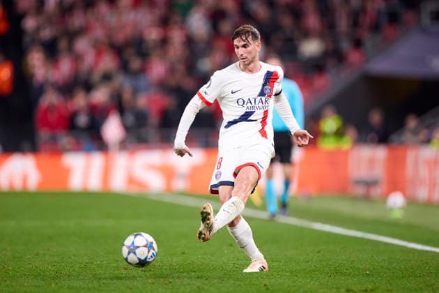 Athletic Club v Paris Saint-Germain FC - UEFA Champions League 2025-26 League Phase MD6 Fabian Ruiz of Paris Saint-Germain in action during the UEFA Champions League 2025-26 League Phase MD6 match between Athletic Club and Paris Saint-Germain FC at San Mames on December 10, 2025, in Bilbao, Spain. Bilbao San Mames Basque Coountry Spain RL_ATHvPSG_CL_000265 Copyright: xRicardoxLarreinax