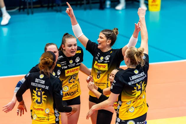 10 12 2025, GER, Volleyball, Women, Season 25 26, ZOI DVV Pokal, Semifinal, VfB 91 Suhl Lotto Thueringen Dresdner SC Mackenzie Foley VfB Suhl Lotto Thueringen 98527 Suhl Sporthalle Wolfsgrube Thüringen Germany